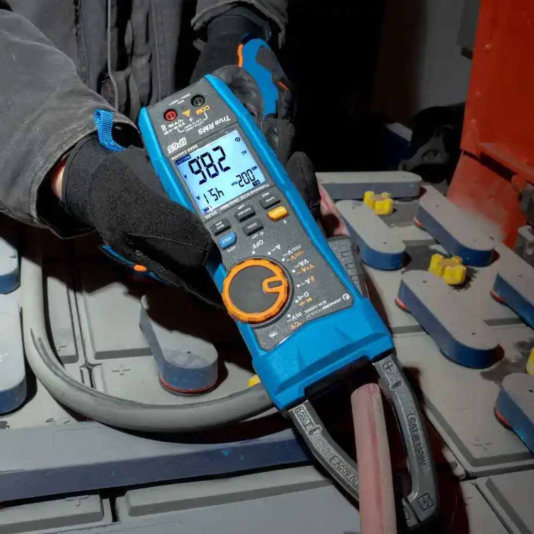 jonard_tools_acm-1500dc_miernik_cęgowy_true-rms_do_1500_v_cat_ii_z_bluetooth