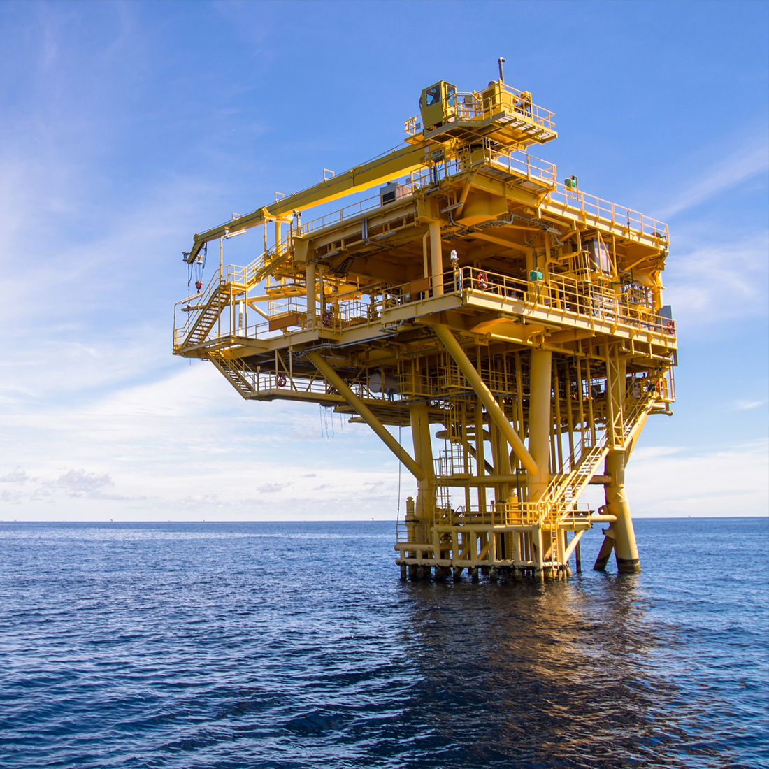 Morska antena LTE i 5G Poynting OMNI-414 na jachtach i jednostkach offshore