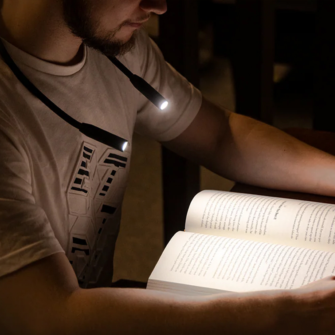 Yeelight Neck Reading Light idealne oświetlenie do czytania