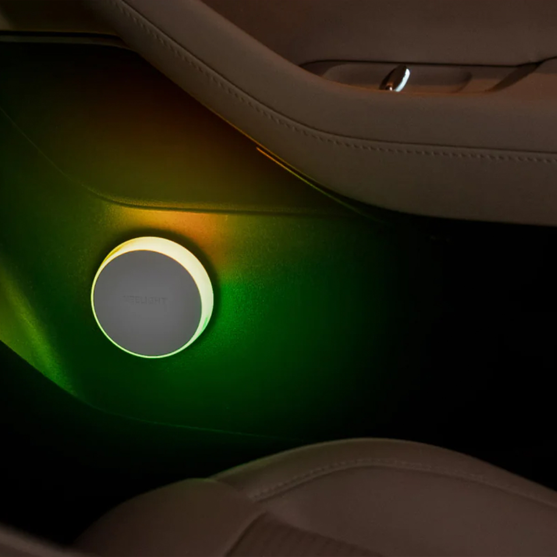 yeelight-battery-powered-rgb-lamp