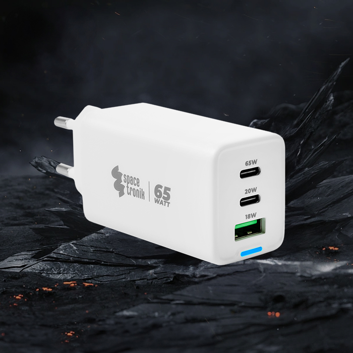 ładowarka trwała, ognioodporna ładowarka, wytrzymała ładowarka, PC+ABS, odporność na temperatury, bezpieczna ładowarka, Spacetronik 65W, mocna ładowarka, długowieczna ładowarka, szybkie ładowanie
